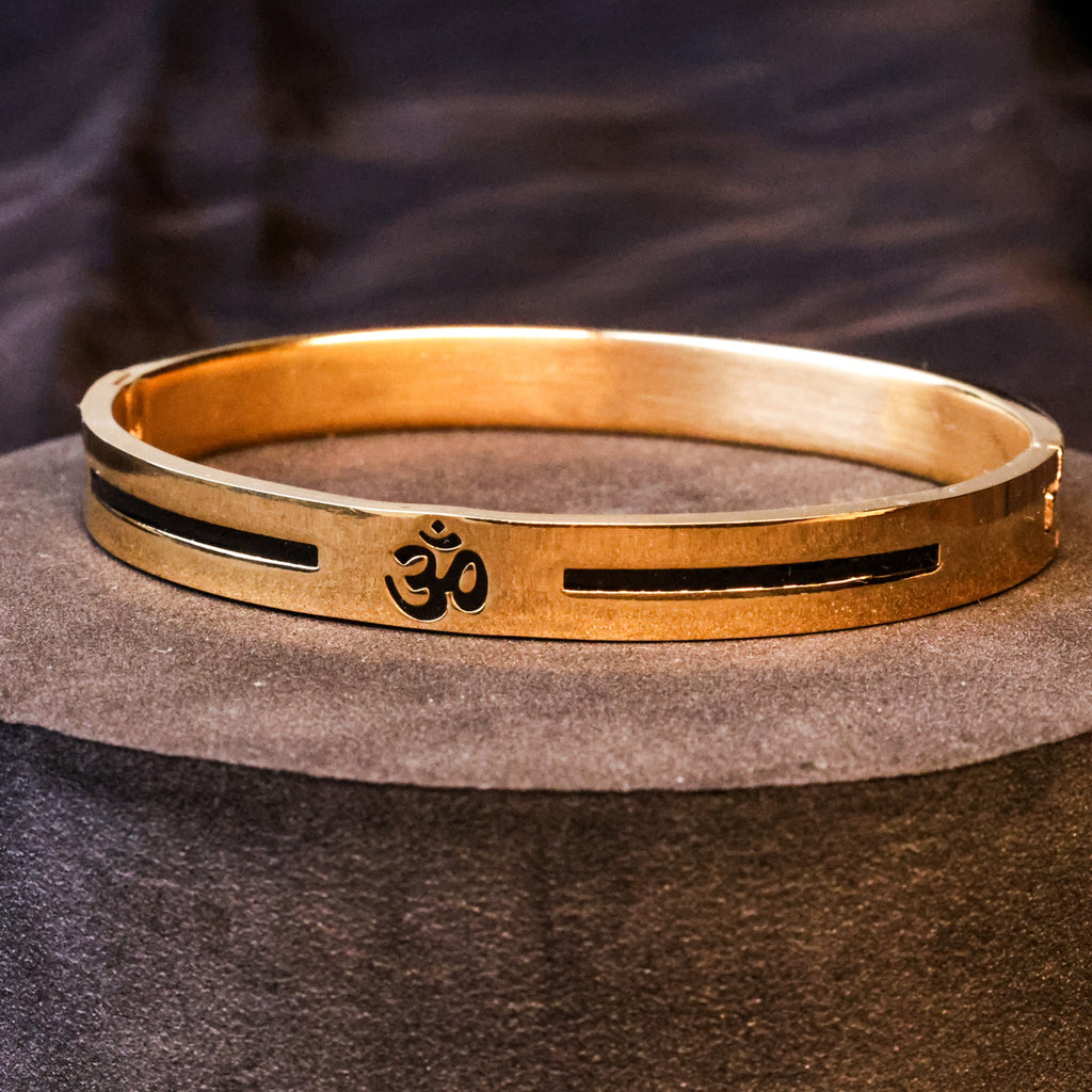 Om Pavitra Kada (IGP Gold Plating)